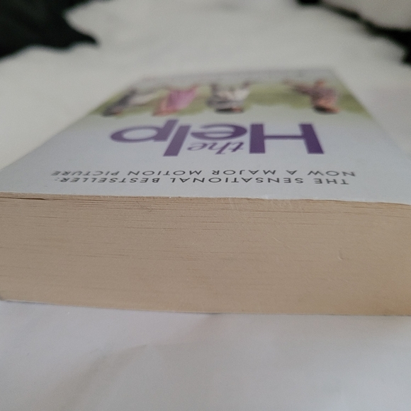 💛 Book💛 - Picture 4 of 7